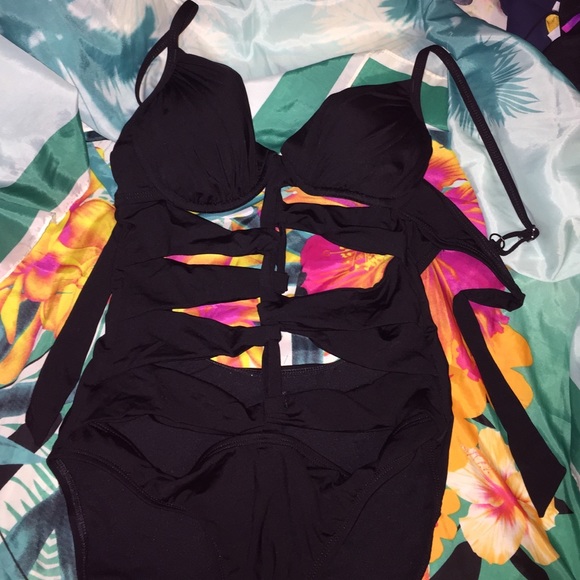 Bathing suit