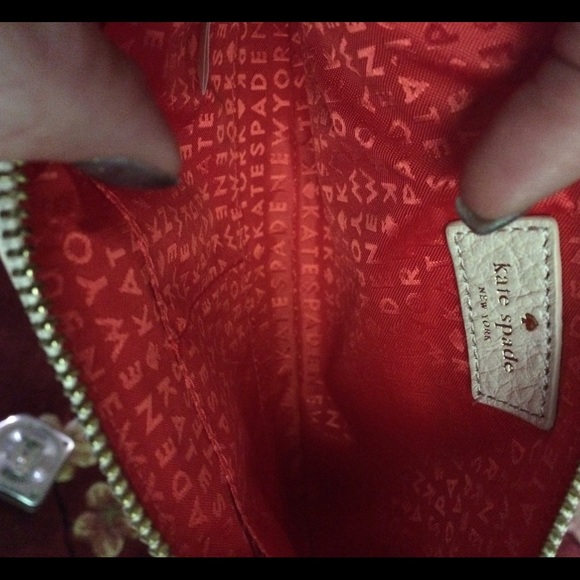 🌸Kate Spade Leather Wristlet - Picture 3 of 3