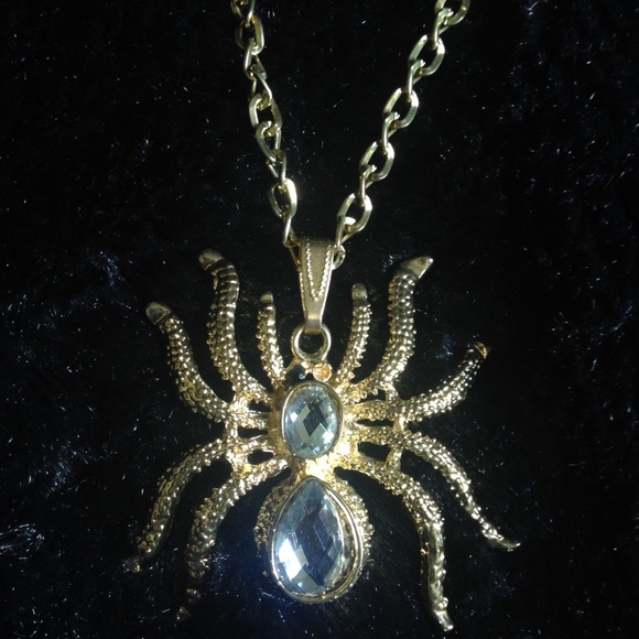 Spider necklace