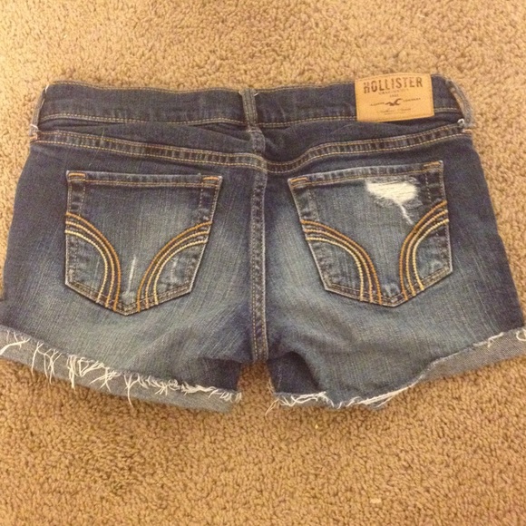 Hollister shorts - Picture 2 of 2
