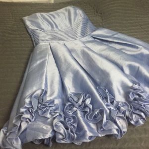 Strapless ruffled formal dress