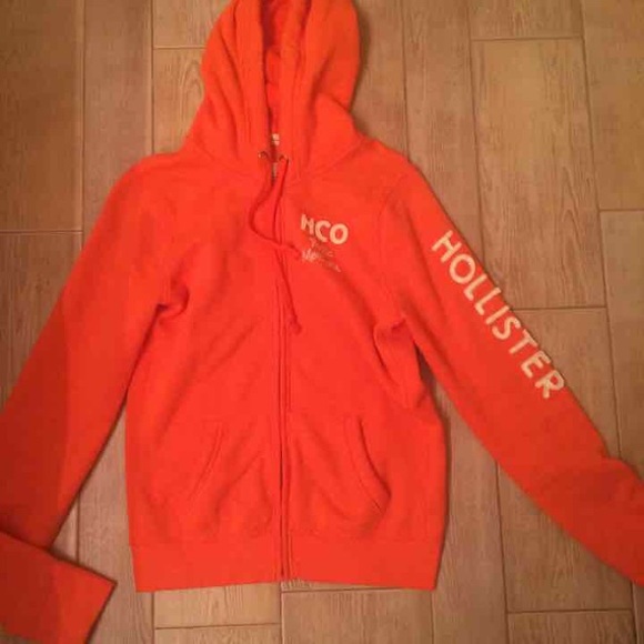 🔴SOLD🔴Orange Hollister Hoodie Sz. L