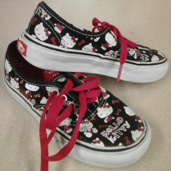 Hello kitty van's