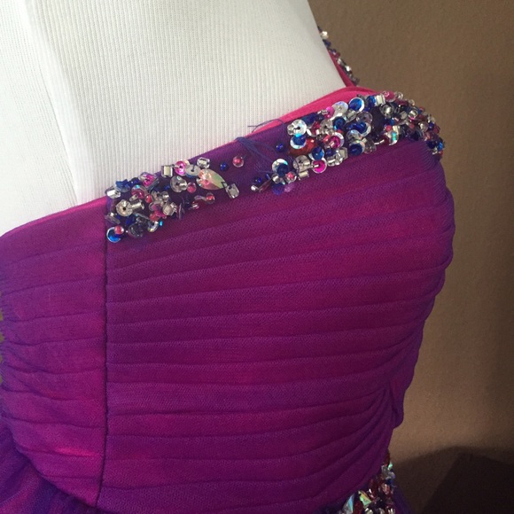 Gorgeous One Strap Prom Dress - Only worn 1x - Picture 4 of 4