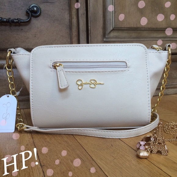 Jessica Simpson Handbags - 🔴1 DAY SALE🔴Jessica Simpson Cross body❤️