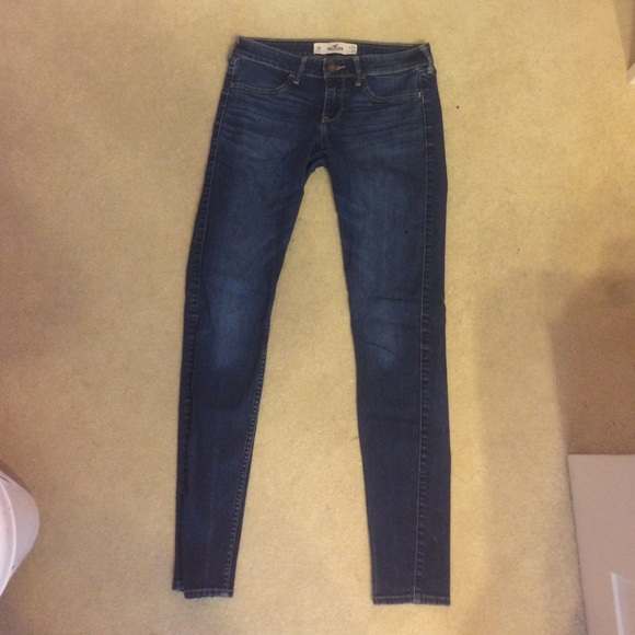 Medium wash hollister jeans