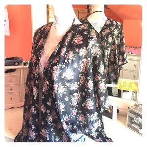 Black Floral Kimono