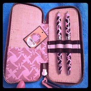 Juicy couture pen and pencil set