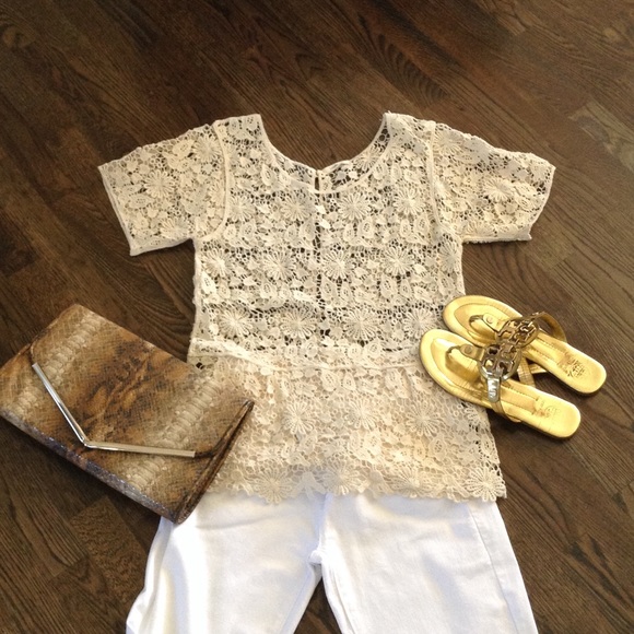 Pretty cream top