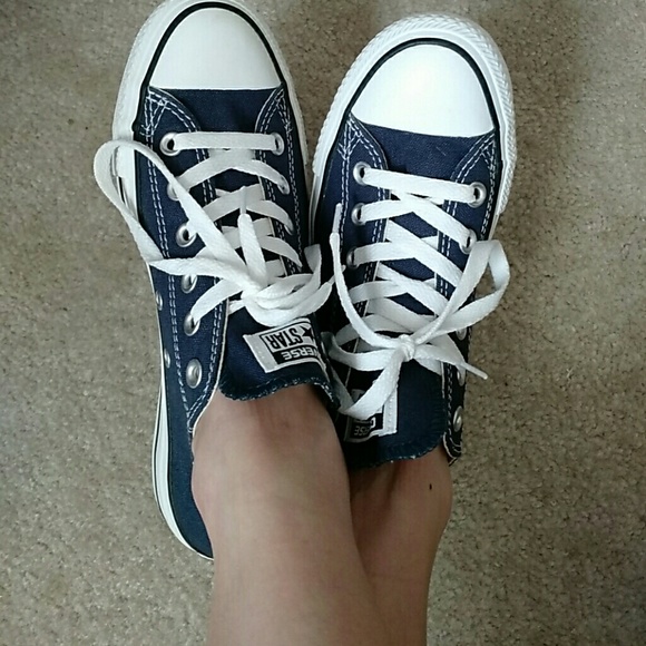 Navy Converse tennis shoes