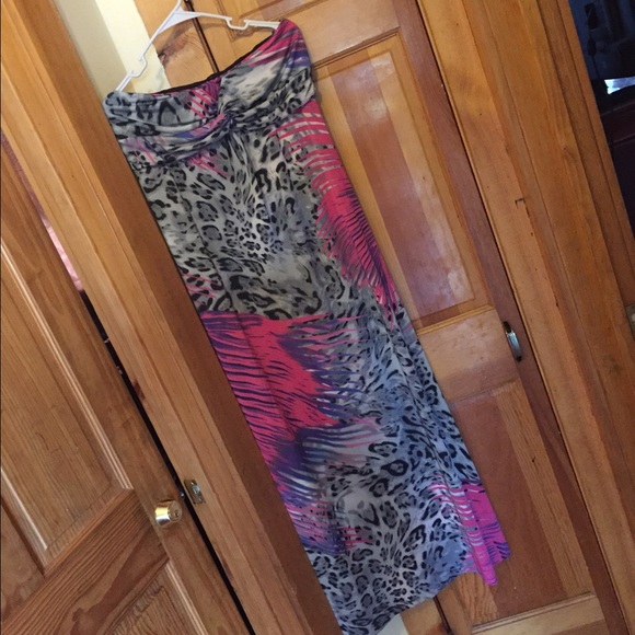 Dress - Picture 2 of 3