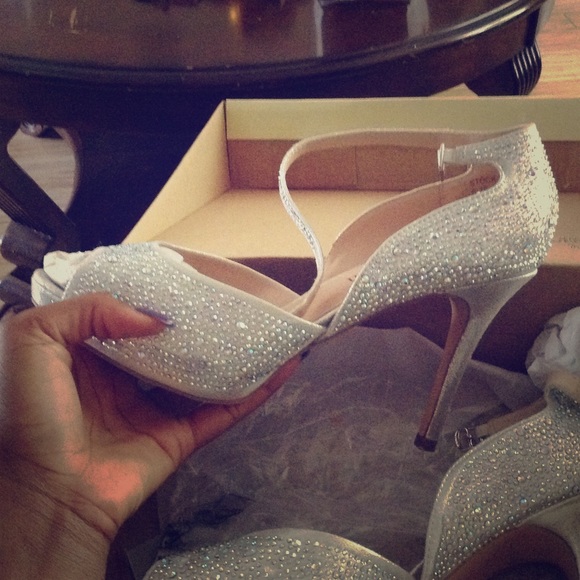 Beautiful Cathy Jean Heals !😍