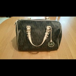 Michael Kors BROWN logo Grayson