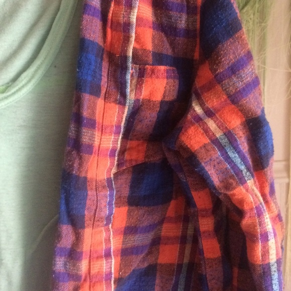 Grunge plaid top - Picture 2 of 2