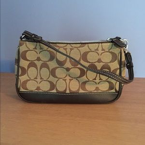 Brown coach bag!