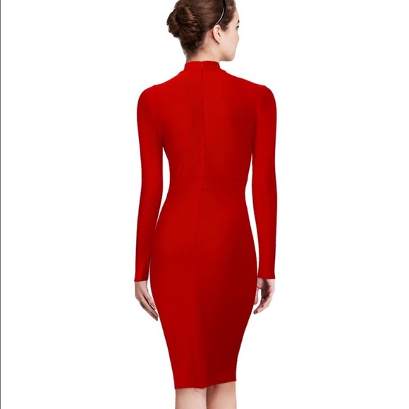 Red dress - Picture 3 of 4
