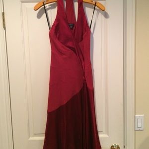 Beautiful RED Bebe silk dress 💃🏼