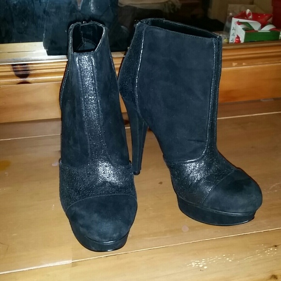 BCBG generation Shoes - BCBG black ankle boot
