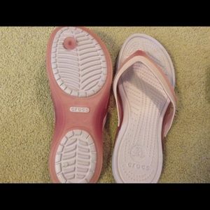 Crocs Flip Flops Size 7