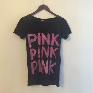 Vs pink shirt