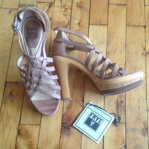 WORN ONCE! Frye wooden heel sandals