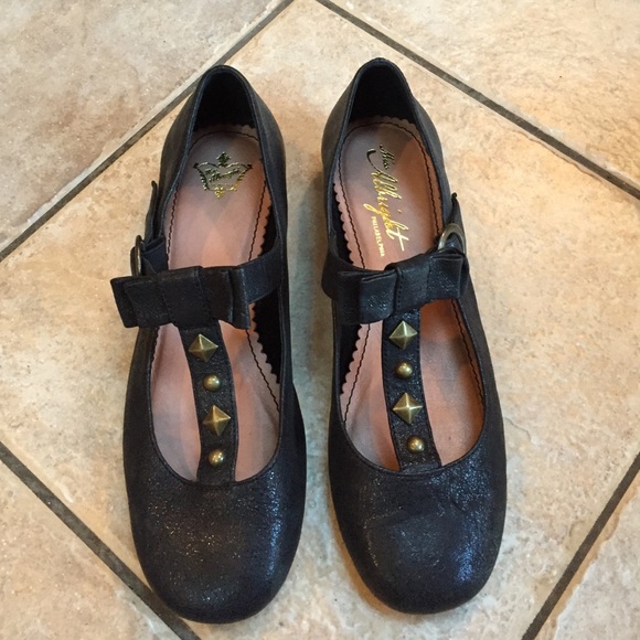 Black shimmery soft leather Mary Janes flats