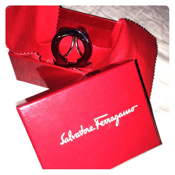 Salvatore Ferragamo Silver Scarf Ring