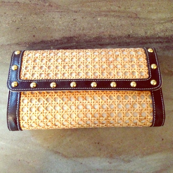 Basket weave summer clutch
