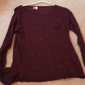 Deep maroon thin sweater from h&m!