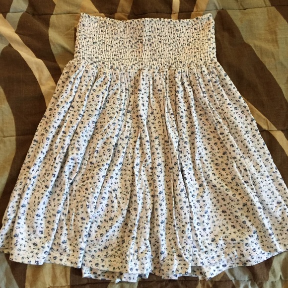 Skirt - Picture 3 of 3