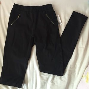 ❌BUNDLED❌Black woven design jeans