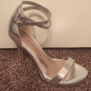 NWOT Chinese Laundry Strappy Silver Heels