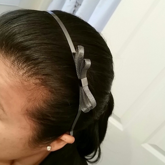 Metal headband, gun metal color mesh ribbon.