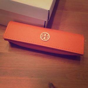 Tory Burch glasses case
