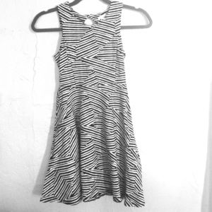Black and white print summer dress!