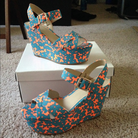 CLearance!! ASOS HANSEL Wedges