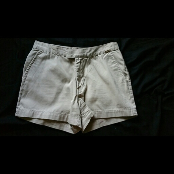 Guess khaki shorts