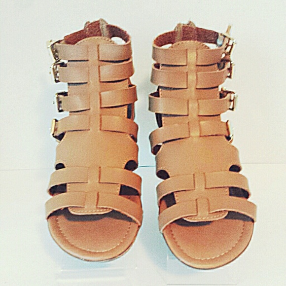 Report Gladiator Sandals - Picture 2 of 4