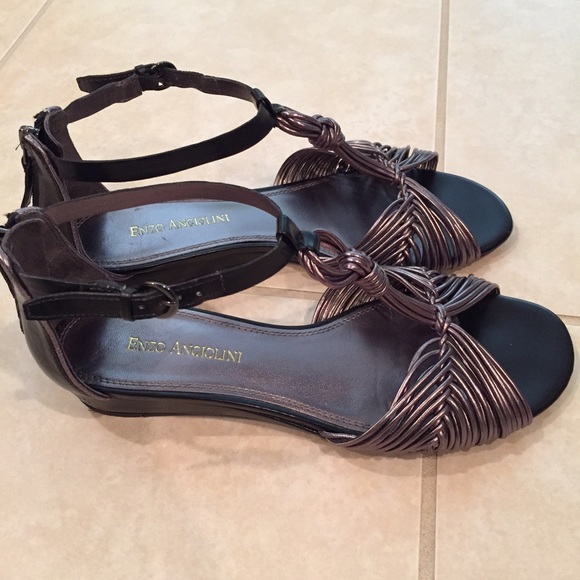Enzo Angiolini Sandal. - Picture 1 of 4