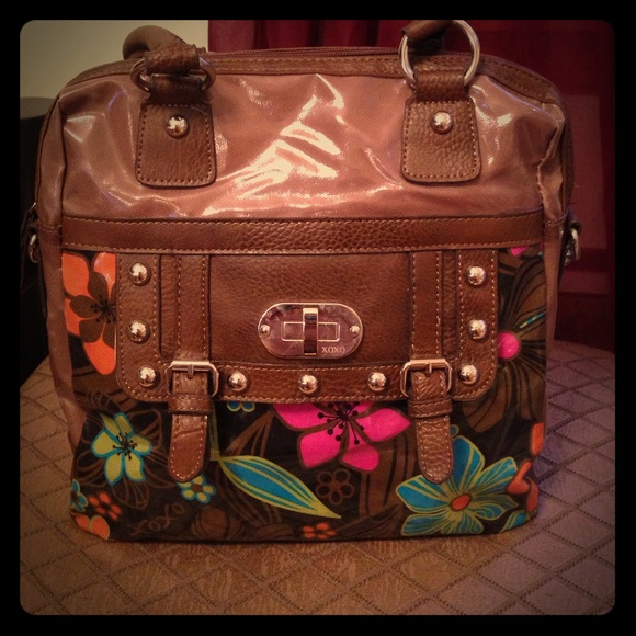 XOXO Brown Purse, vinyl