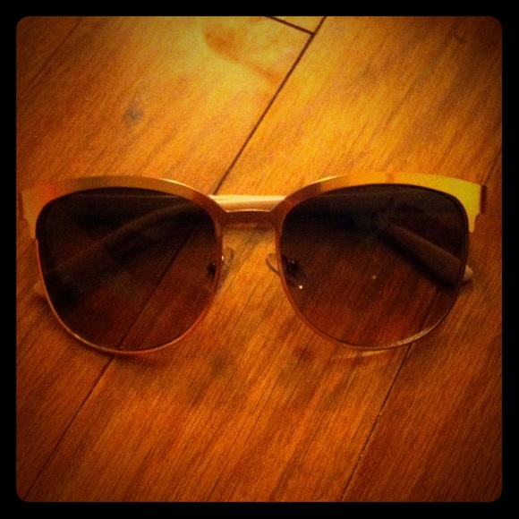 ❗️Steve Madden light pink sunglasses