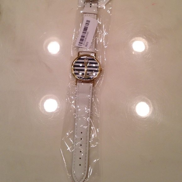 SOLD! Geneva white leather ban anchor watch - Picture 3 of 3