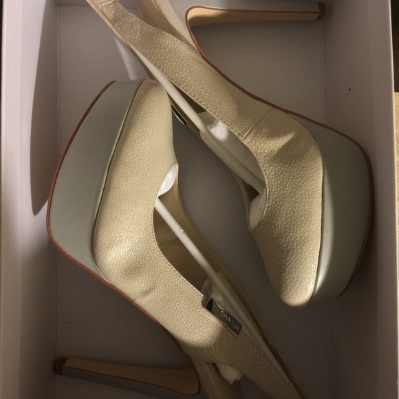 Calvin Klein pumps