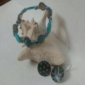 Summery Ocean Blues & Greens Bracelet & Earrings