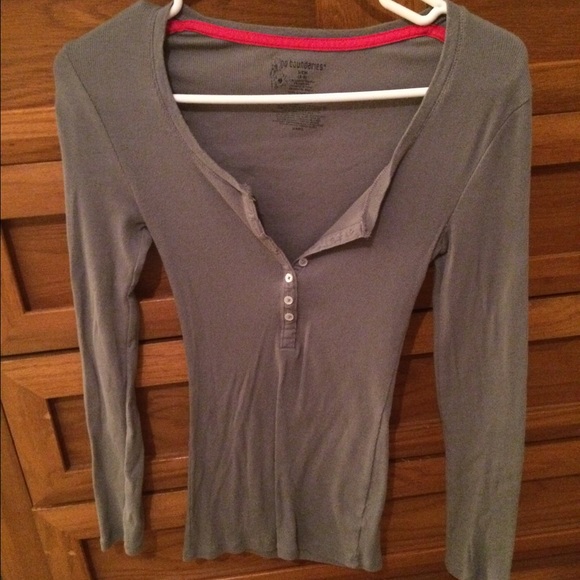 Grey and pink thermal