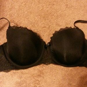 Black lace t shirt bra