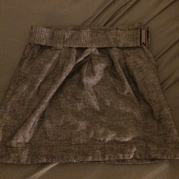 Short skirt - Picture 1 of 1