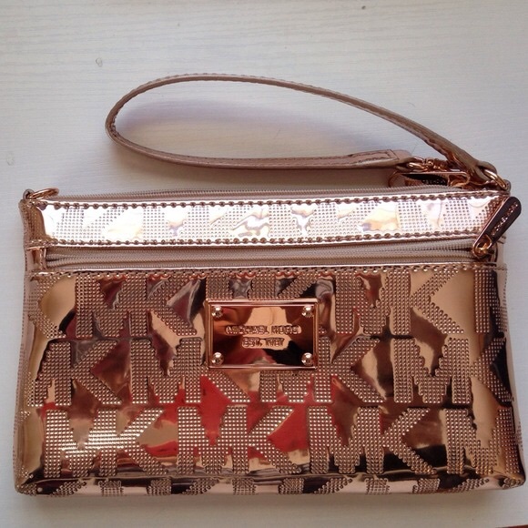 Michael Kors Wristlet
