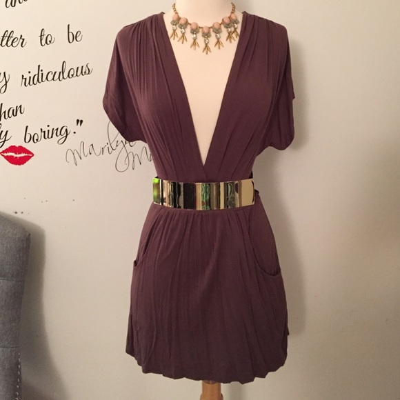 Forever 21 Dresses - Brown Dress or tunic! Wear it either way! 💞💋 Forever 21 Dresses - Brown Dress or tunic! Wear it either way! 💞💋