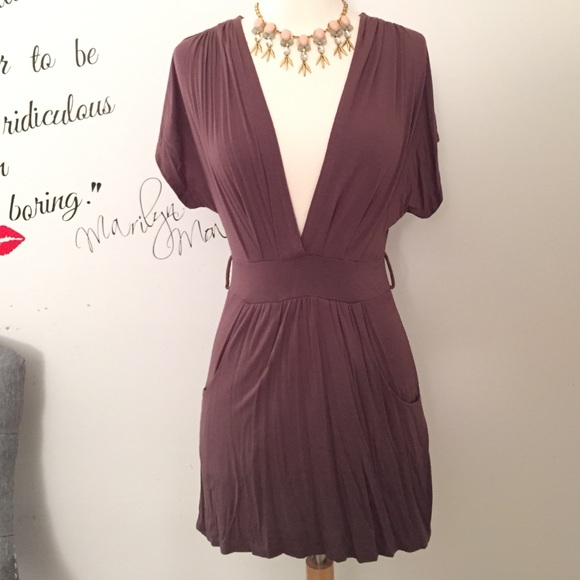 Forever 21 Dresses - Brown Dress or tunic! Wear it either way! 💞💋 Forever 21 Dresses - Brown Dress or tunic! Wear it either way! 💞💋